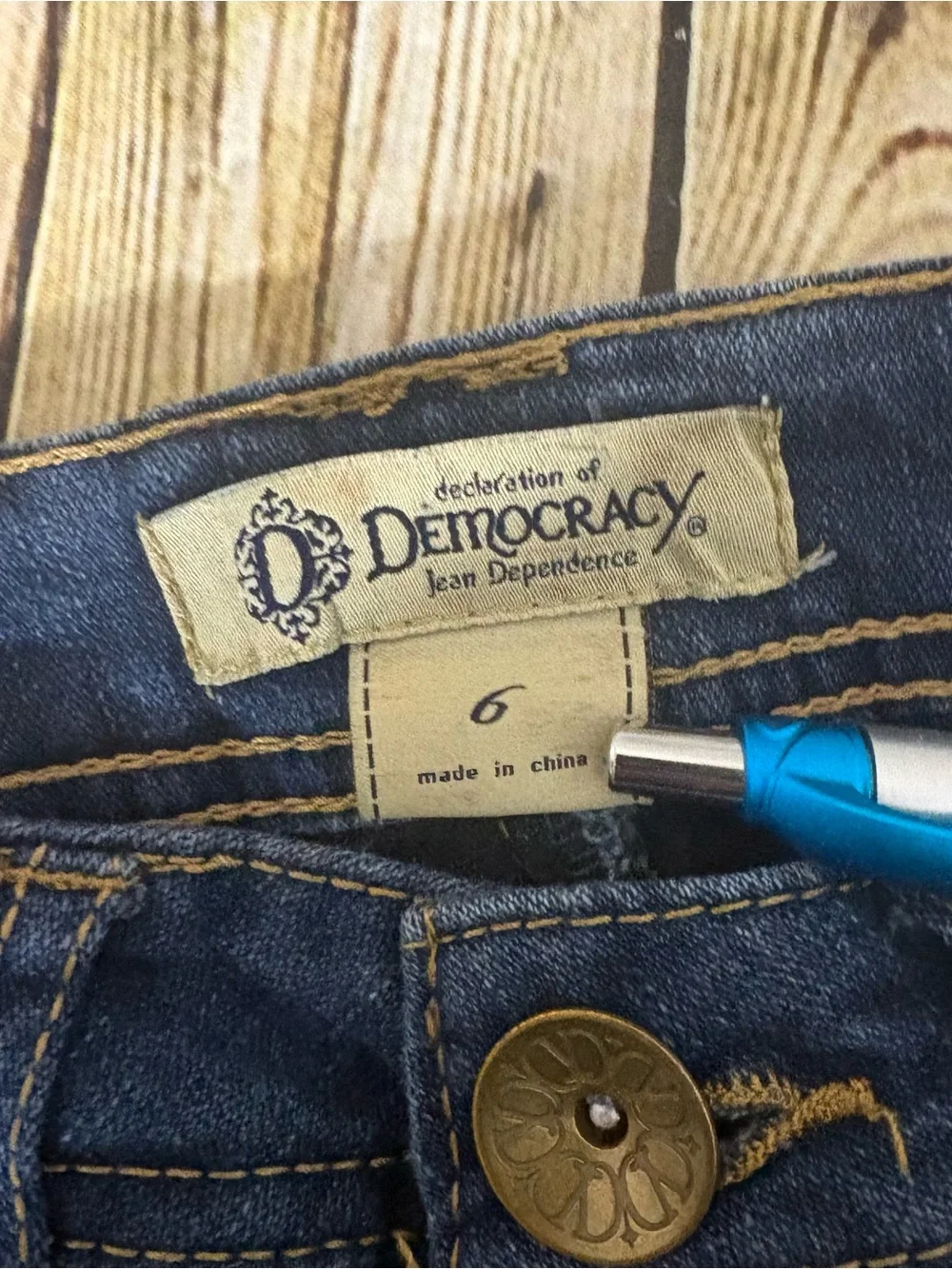 Democracy Jeans Women’s 6 Blue Denim